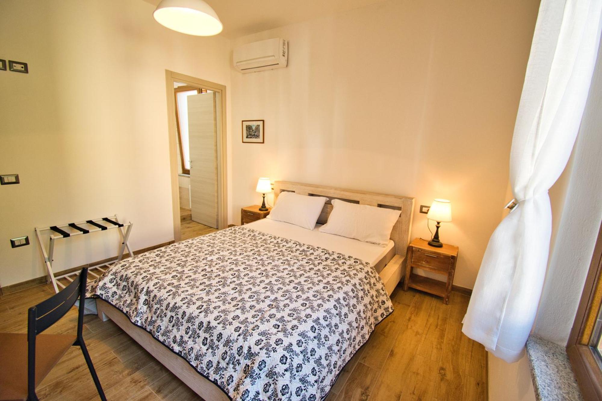 Dommu Livia Hotell Lotzorai Exteriör bild