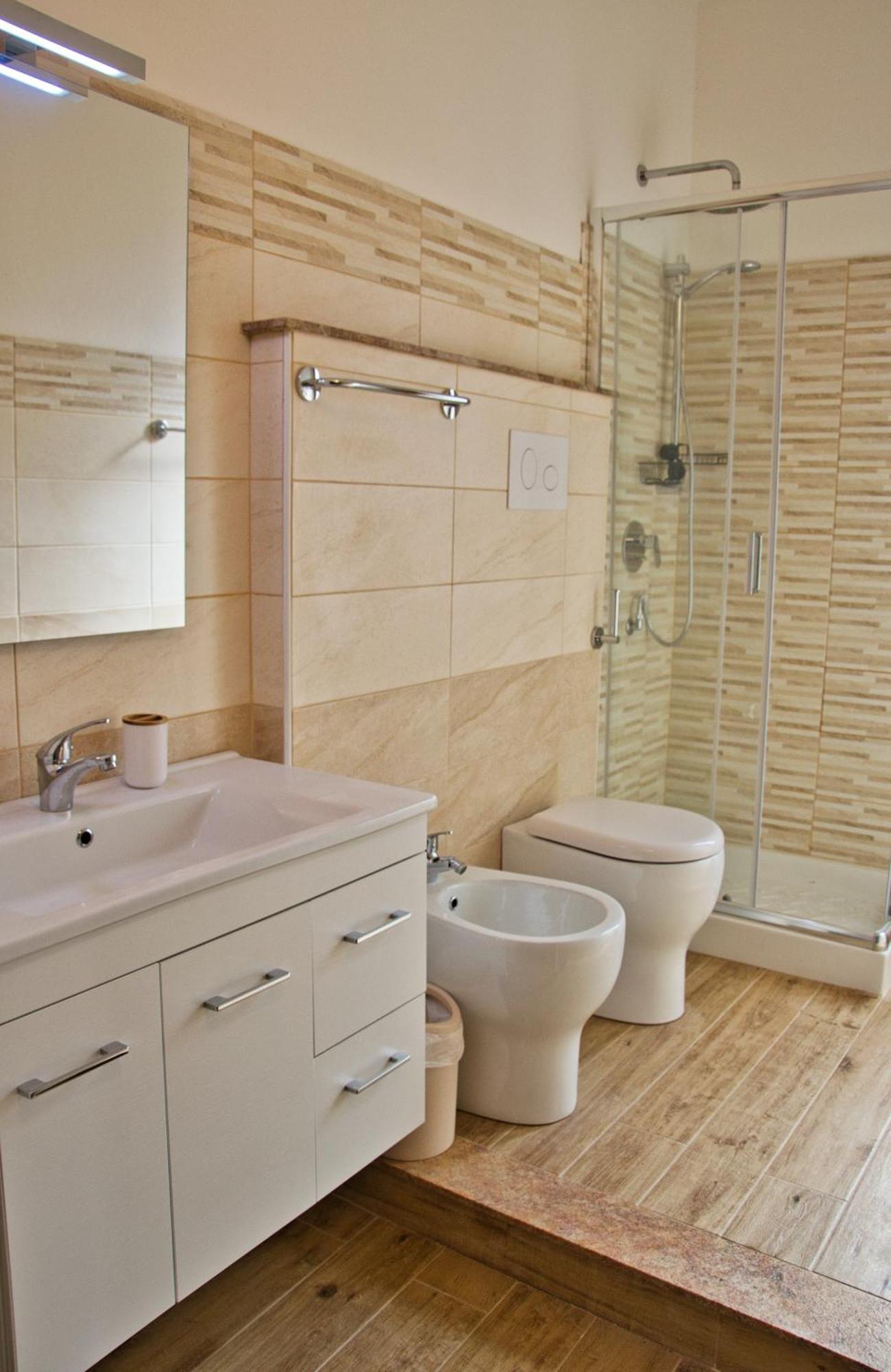 Dommu Livia Hotell Lotzorai Exteriör bild